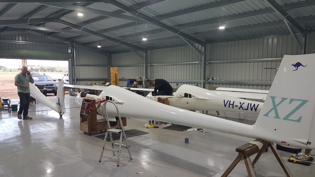 new_workshop_in_use_June West Australia Gliding Club, Facilities, Beverley Soaring Society